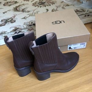 New Ugg Camden Brown Chelsea Boots Size 6.5